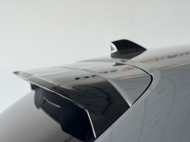Peugeot 208 GT Hybrid eDCS6 100 kW (136 CV)