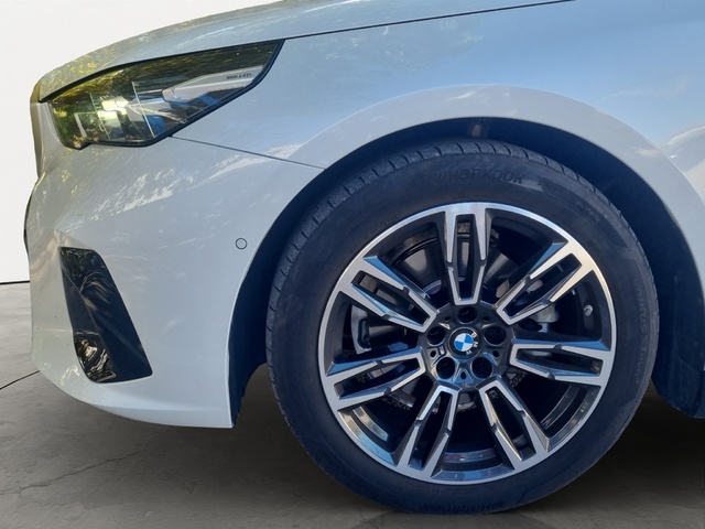 BMW Serie 5 520d color Blanco. Año 2025. 145KW(197CV). Diésel. En concesionario GANDIA Automoviles Fersan, S.A. de Valencia