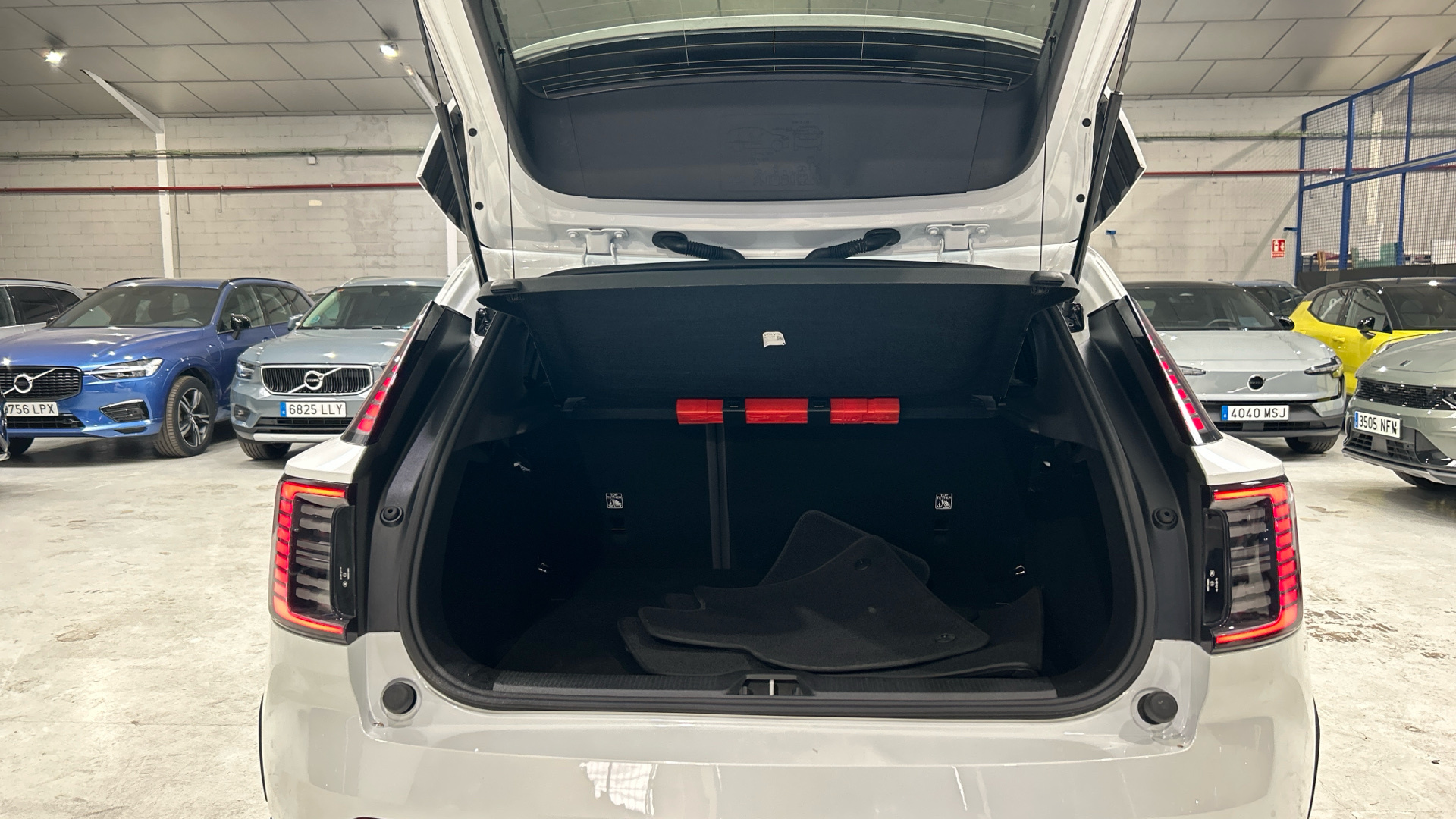 Volvo EX30 segunda mano 85422674 - 13