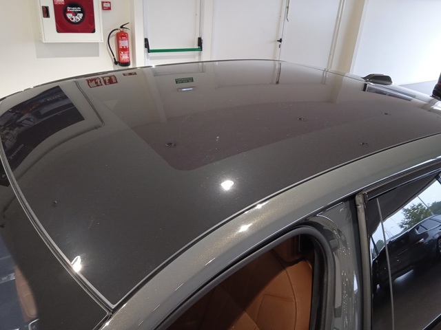 BMW Serie 7 750e color Gris. Año 2023. 360KW(489CV). Híbrido Electro/Gasolina. En concesionario ALBAMOCION CIUDAD REAL  de Ciudad Real