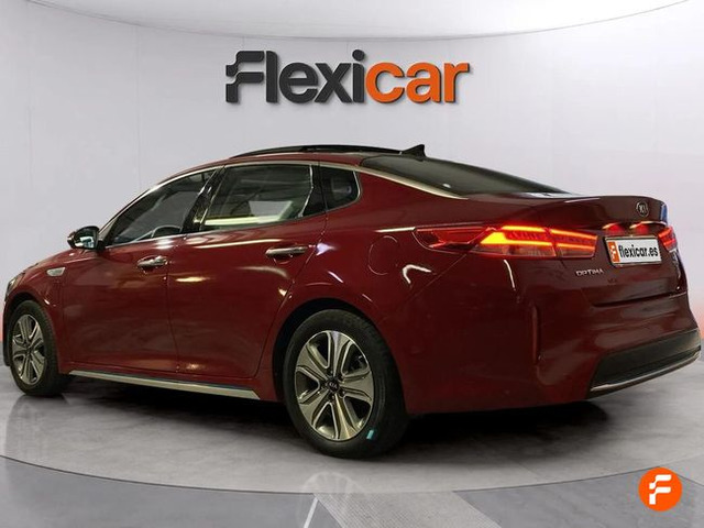 Foto 5 Kia Optima 2.0 GDi Híbrido Enchufable 151 kW (205 CV)