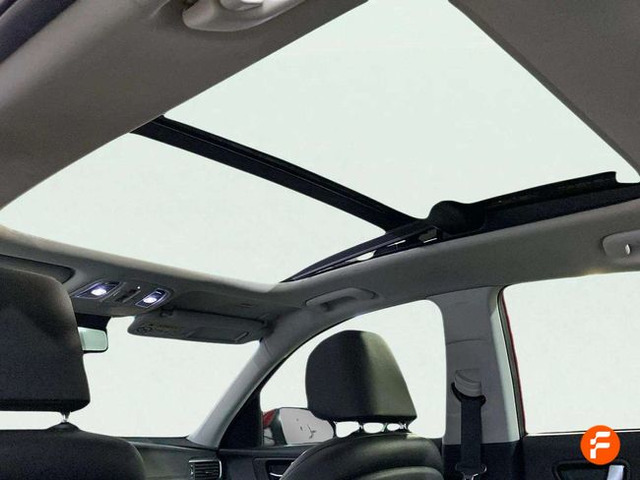 Foto 11 Kia Optima 2.0 GDi Híbrido Enchufable 151 kW (205 CV)