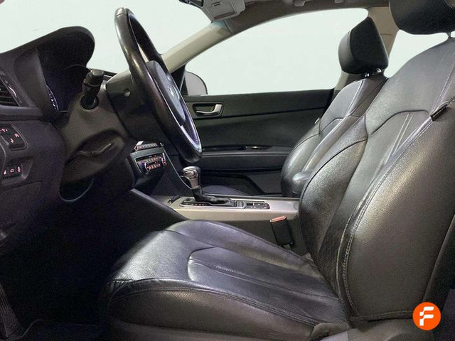 Foto 12 Kia Optima 2.0 GDi Híbrido Enchufable 151 kW (205 CV)