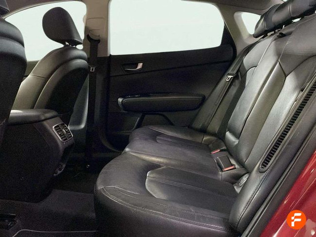 Foto 13 Kia Optima 2.0 GDi Híbrido Enchufable 151 kW (205 CV)