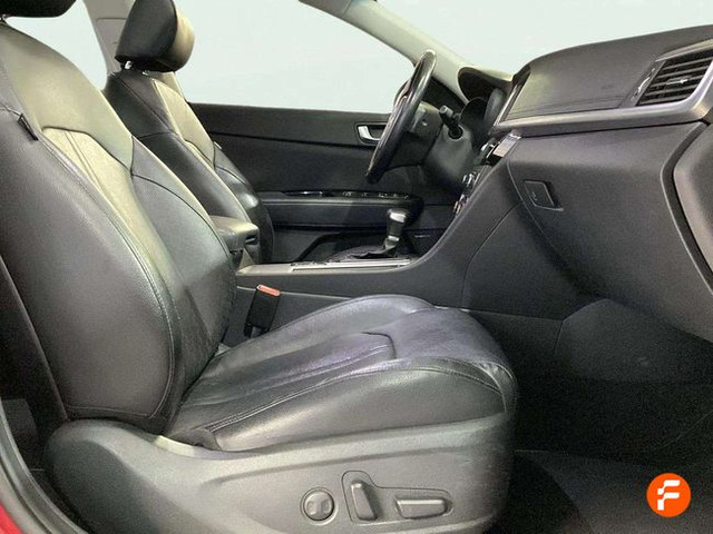 Foto 14 Kia Optima 2.0 GDi Híbrido Enchufable 151 kW (205 CV)