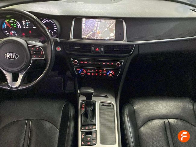 Foto 16 Kia Optima 2.0 GDi Híbrido Enchufable 151 kW (205 CV)