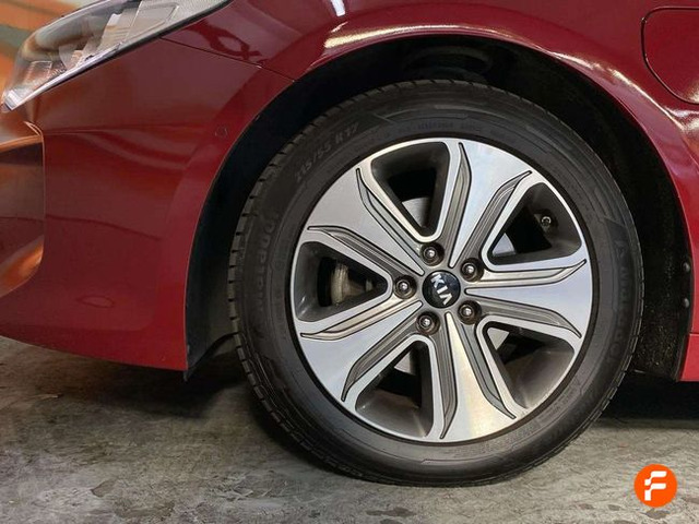 Foto 25 Kia Optima 2.0 GDi Híbrido Enchufable 151 kW (205 CV)