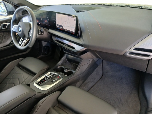 BMW Serie 1 120d color Gris. Año 2024. 120KW(163CV). Diésel. En concesionario GANDIA Automoviles Fersan, S.A. de Valencia