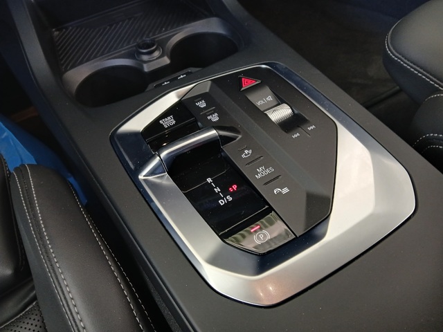 BMW Serie 1 120d color Gris. Año 2024. 120KW(163CV). Diésel. En concesionario GANDIA Automoviles Fersan, S.A. de Valencia