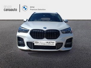 Fotos de BMW X1 xDrive25e color Blanco. Año 2022. 162KW(220CV). Híbrido Electro/Gasolina. En concesionario TACO de Sta. C. Tenerife