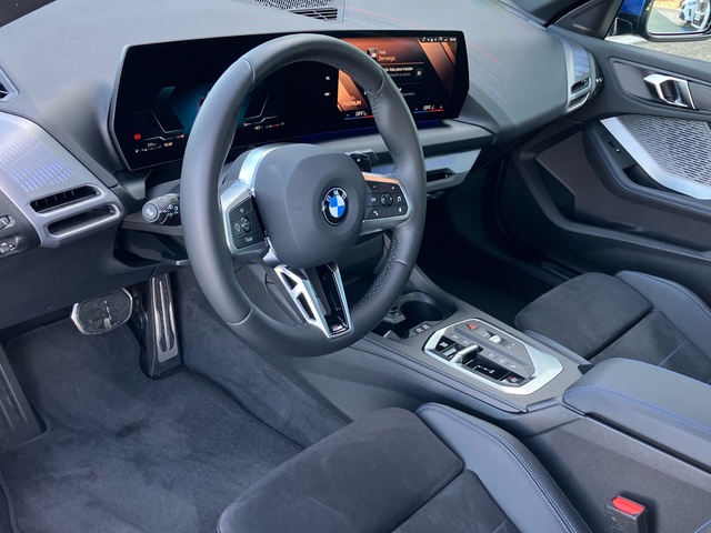 BMW Serie 2 220d Gran Coupe color Azul. Año 2025. 120KW(163CV). Diésel. En concesionario Bernesga Motor León (Bmw y Mini) de León