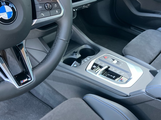 BMW Serie 2 220d Gran Coupe color Azul. Año 2025. 120KW(163CV). Diésel. En concesionario Bernesga Motor León (Bmw y Mini) de León