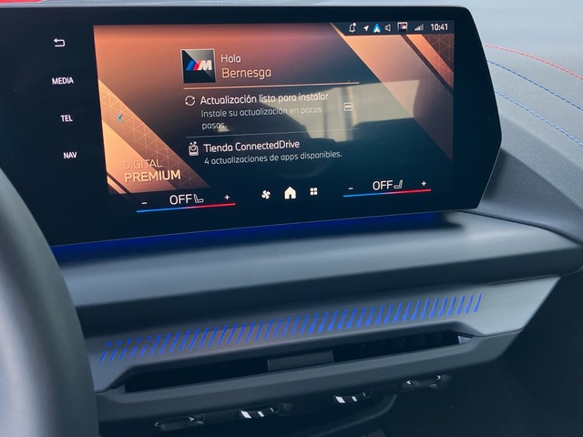 BMW Serie 2 220d Gran Coupe color Azul. Año 2025. 120KW(163CV). Diésel. En concesionario Bernesga Motor León (Bmw y Mini) de León