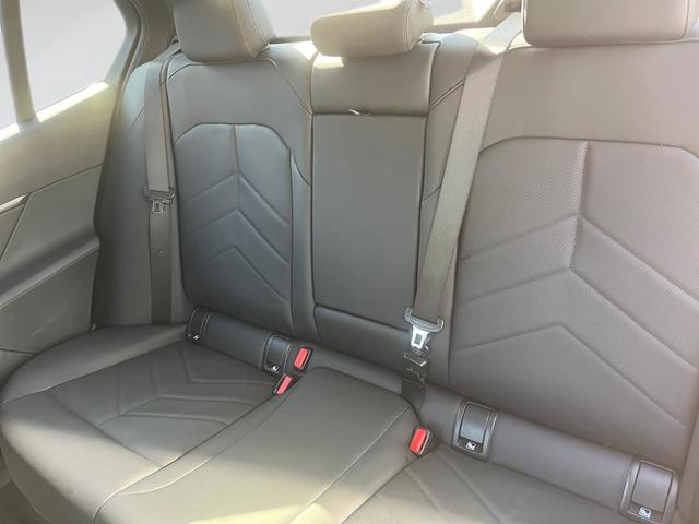 fotoG 8 del BMW Serie 5 530e 220 kW (299 CV) 299cv Híbrido Electro/Gasolina del 2025 en Málaga