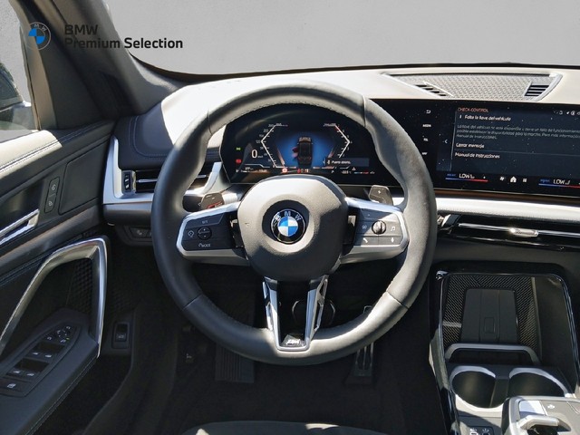 BMW X1 sDrive20i color Negro. Año 2025. 125KW(170CV). Gasolina. En concesionario Adler Motor S.L. TOLEDO de Toledo
