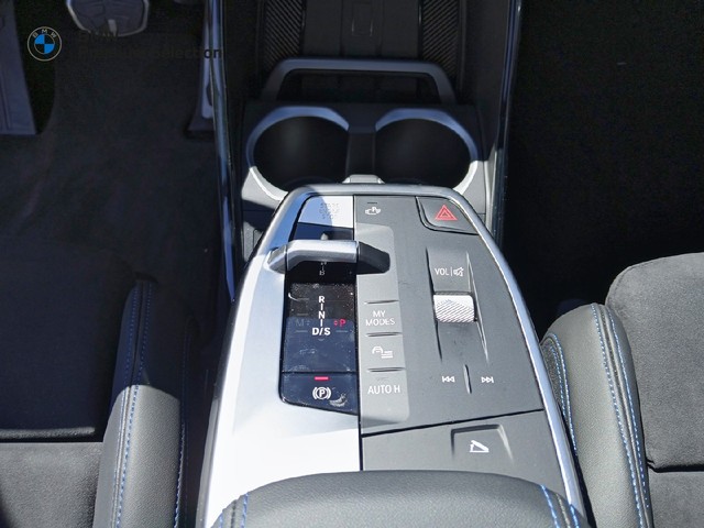 BMW X1 sDrive20i color Negro. Año 2025. 125KW(170CV). Gasolina. En concesionario Adler Motor S.L. TOLEDO de Toledo