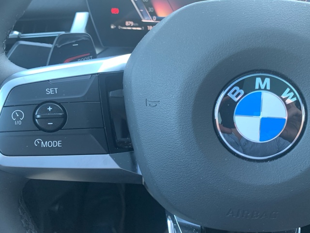 BMW X2 sDrive18d color Verde. Año 2025. 110KW(150CV). Diésel. En concesionario Celtamotor Pontevedra de Pontevedra