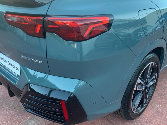 BMW X2 sDrive18d color Verde. Año 2025. 110KW(150CV). Diésel. En concesionario Celtamotor Pontevedra de Pontevedra