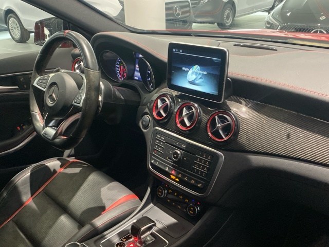 Mercedes-Benz GLA 45 en Barcelona