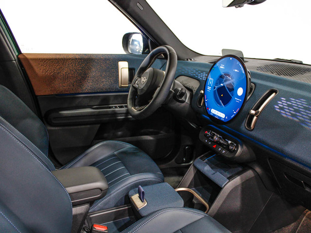 fotoG 7 del MINI MINI Countryman E 150 kW (204 CV) 204cv Eléctrico del 2025 en Barcelona