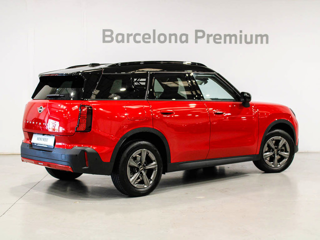 fotoG 3 del MINI MINI Countryman C 125 kW (170 CV) 170cv Gasolina del 2024 en Barcelona