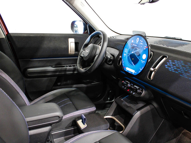 fotoG 7 del MINI MINI Countryman C 125 kW (170 CV) 170cv Gasolina del 2024 en Barcelona