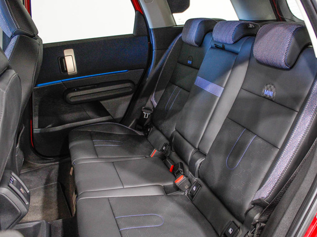 fotoG 8 del MINI MINI Countryman C 125 kW (170 CV) 170cv Gasolina del 2024 en Barcelona