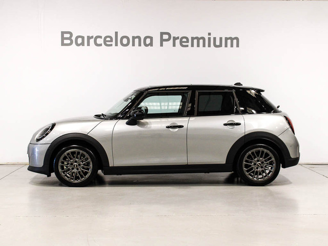 fotoG 2 del MINI MINI 5 Puertas Cooper C 115 kW (156 CV) 156cv Gasolina del 2024 en Barcelona