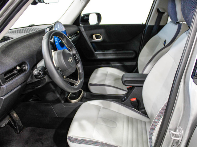 fotoG 10 del MINI MINI 5 Puertas Cooper C 115 kW (156 CV) 156cv Gasolina del 2024 en Barcelona