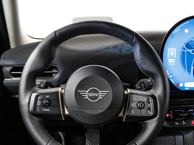 fotoG 12 del MINI MINI 5 Puertas Cooper C 115 kW (156 CV) 156cv Gasolina del 2024 en Barcelona