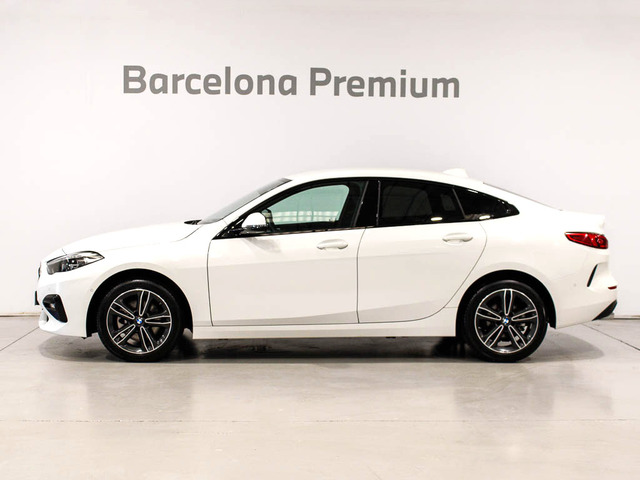 BMW Serie 2 218d Gran Coupe color Blanco. Año 2024. 110KW(150CV). Diésel. En concesionario Barcelona Premium -- GRAN VIA de Barcelona