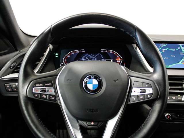 BMW Serie 2 218d Gran Coupe color Blanco. Año 2024. 110KW(150CV). Diésel. En concesionario Barcelona Premium -- GRAN VIA de Barcelona