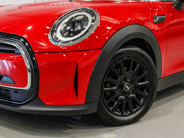 fotoG 5 del MINI MINI 5 Puertas Cooper 100 kW (136 CV) 136cv Gasolina del 2022 en Barcelona