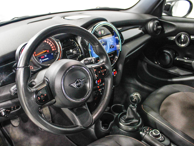 fotoG 11 del MINI MINI 5 Puertas Cooper 100 kW (136 CV) 136cv Gasolina del 2023 en Barcelona