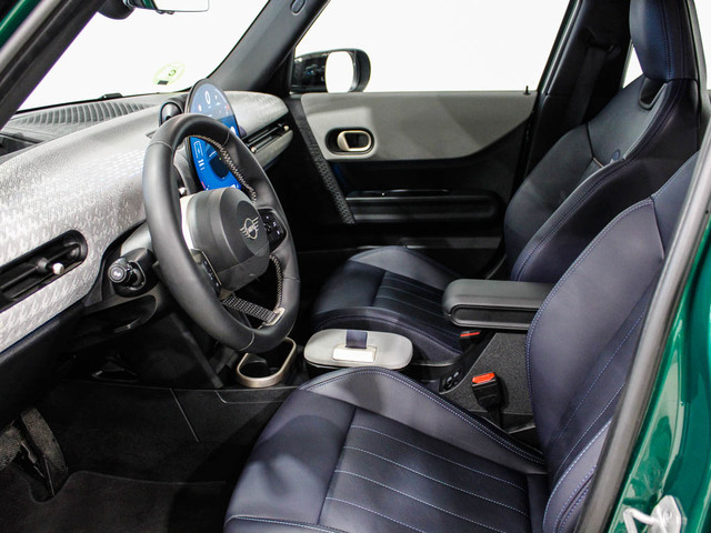 fotoG 10 del MINI MINI 5 Puertas Cooper S 150 kW (204 CV) 204cv Gasolina del 2025 en Barcelona