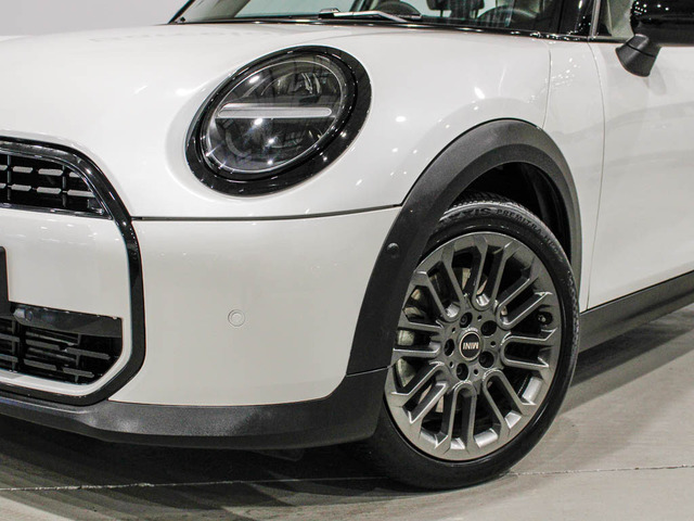 fotoG 5 del MINI MINI 5 Puertas Cooper C 115 kW (156 CV) 156cv Gasolina del 2025 en Barcelona