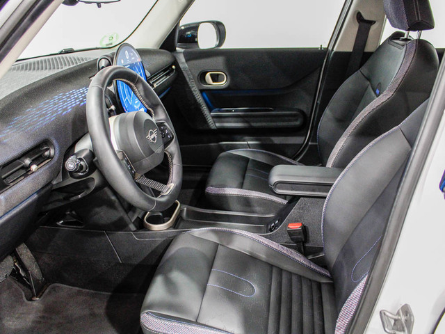 fotoG 10 del MINI MINI 5 Puertas Cooper C 115 kW (156 CV) 156cv Gasolina del 2025 en Barcelona