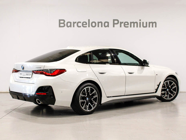 BMW Serie 4 420i Gran Coupe color Blanco. Año 2025. 135KW(184CV). Gasolina. En concesionario Barcelona Premium -- GRAN VIA de Barcelona