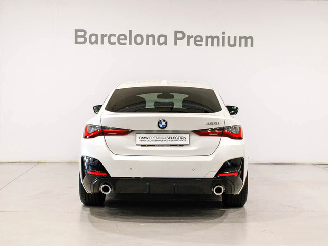 BMW Serie 4 420i Gran Coupe color Blanco. Año 2025. 135KW(184CV). Gasolina. En concesionario Barcelona Premium -- GRAN VIA de Barcelona