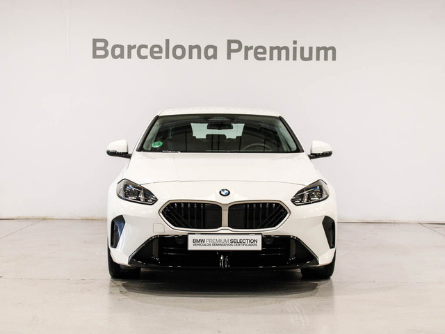 BMW Serie 2 218d Gran Coupe color Blanco. Año 2025. 110KW(150CV). Diésel. En concesionario Barcelona Premium -- GRAN VIA de Barcelona