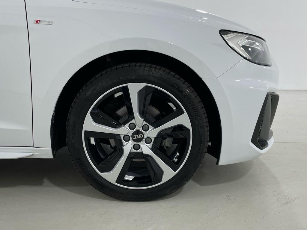 Audi A1 Sportback 30 TFSI en Barcelona