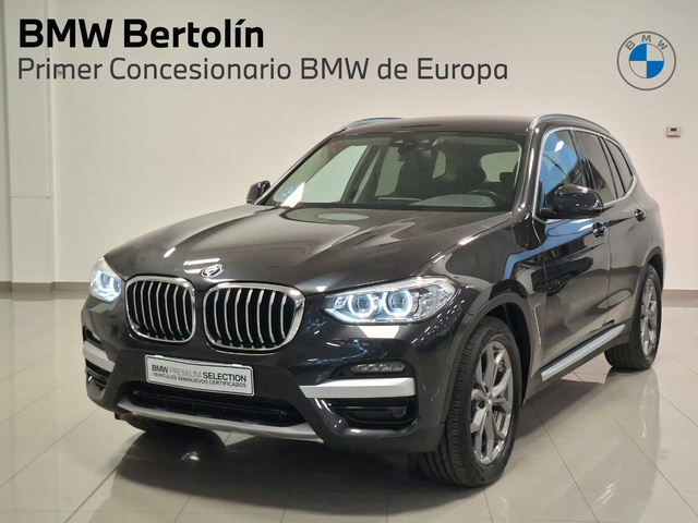 BMW X3 xDrive20d color Gris. Año 2021. 140KW(190CV). Diésel. En concesionario Automoviles Bertolin, S.L. de Valencia