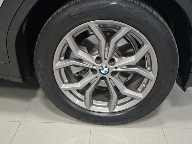 BMW X3 xDrive20d color Gris. Año 2021. 140KW(190CV). Diésel. En concesionario Automoviles Bertolin, S.L. de Valencia