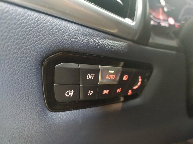 BMW Serie 8 840d Coupe color Negro. Año 2018. 235KW(320CV). Diésel. En concesionario Hispamovil Elche de Alicante