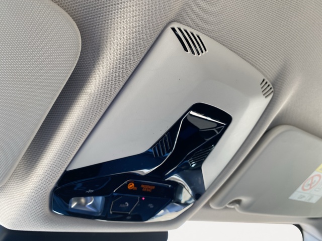 BMW X1 sDrive18d color Blanco. Año 2022. 110KW(150CV). Diésel. En concesionario Hispamovil, Orihuela de Alicante