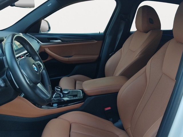 BMW X4 xDrive20d color Blanco. Año 2024. 140KW(190CV). Diésel. En concesionario ALZIRA Automoviles Fersan, S.A. de Valencia