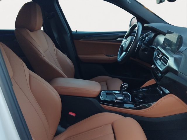 BMW X4 xDrive20d color Blanco. Año 2024. 140KW(190CV). Diésel. En concesionario ALZIRA Automoviles Fersan, S.A. de Valencia