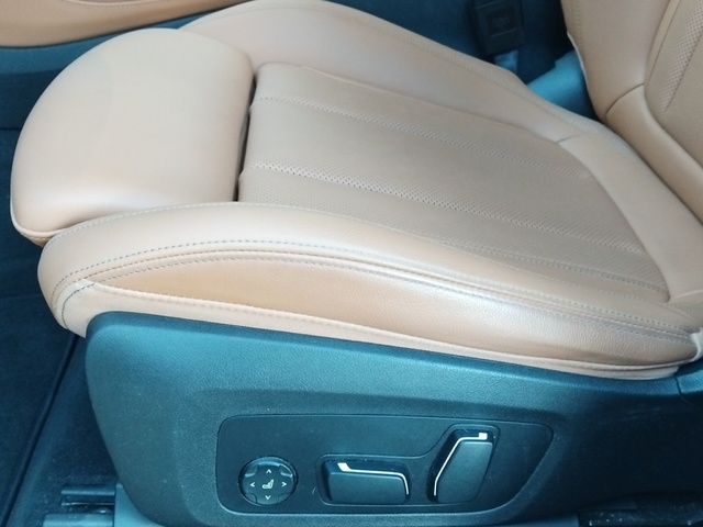 BMW X4 xDrive20d color Blanco. Año 2024. 140KW(190CV). Diésel. En concesionario ALZIRA Automoviles Fersan, S.A. de Valencia