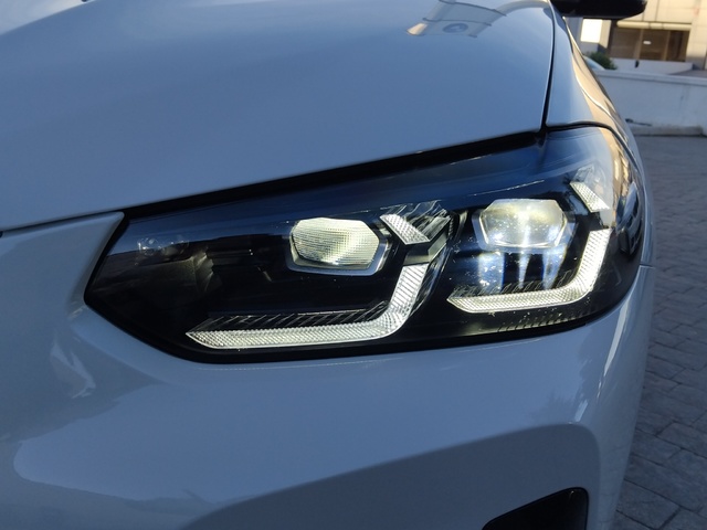 BMW X4 xDrive20d color Blanco. Año 2024. 140KW(190CV). Diésel. En concesionario ALZIRA Automoviles Fersan, S.A. de Valencia