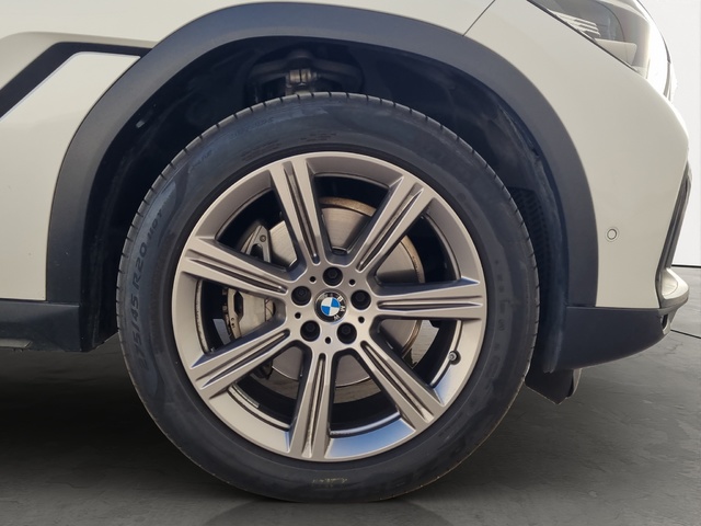 BMW X6 xDrive40i color Blanco. Año 2021. 250KW(340CV). Gasolina. En concesionario GANDIA Automoviles Fersan, S.A. de Valencia